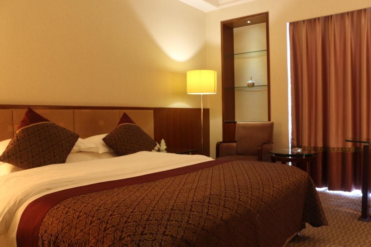 Jinling Jingyuan Plaza Hotell Nanjing  Eksteriør bilde